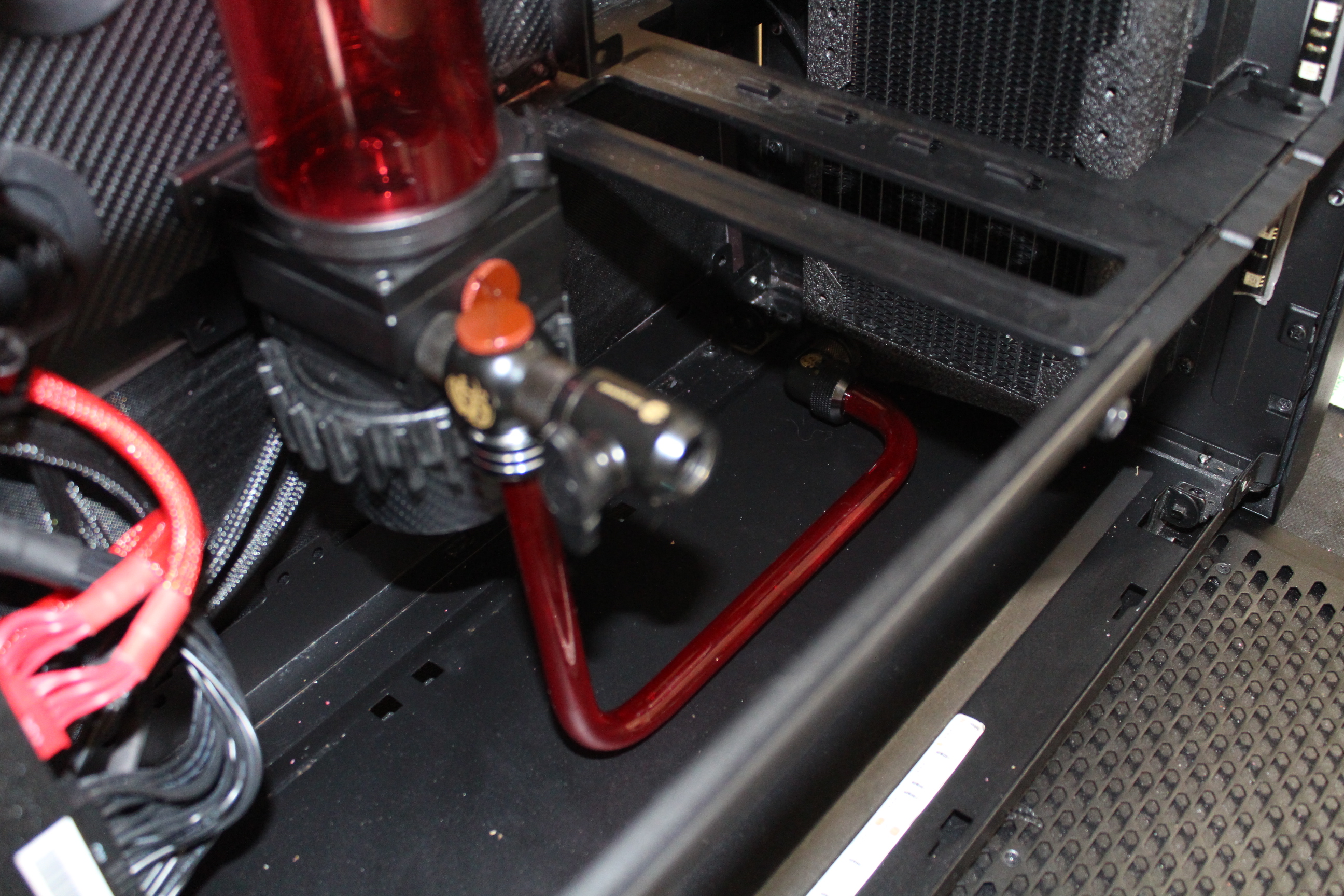 bottom radiator tubing.JPG