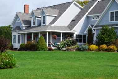 lawn-fertilization-service.jpg